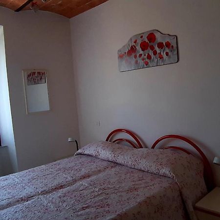 Appartamenti Di Luca&Sara Le Piazze Eksteriør billede