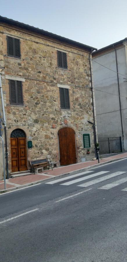Appartamenti Di Luca&Sara Le Piazze Eksteriør billede
